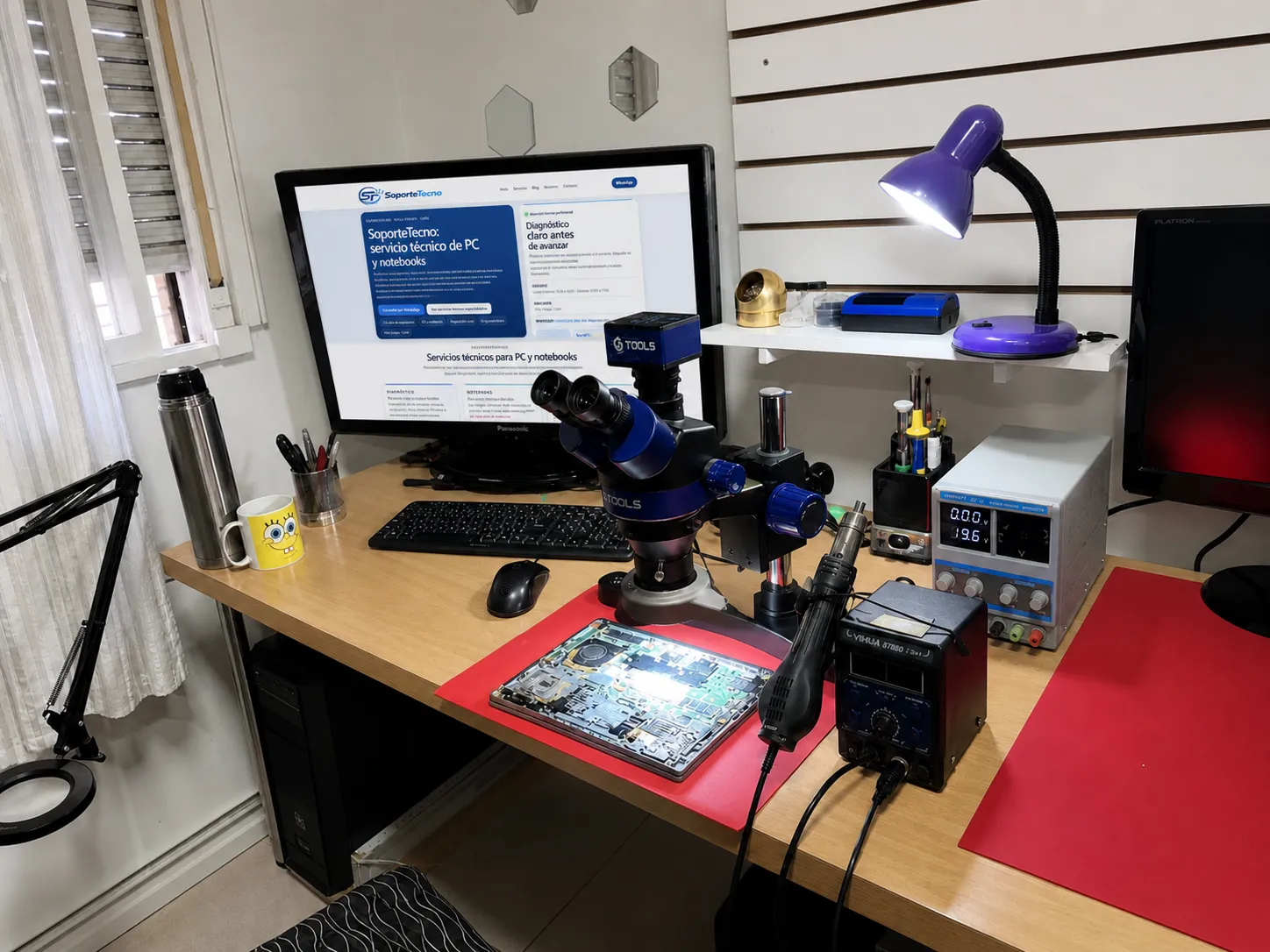 Banco de diagnóstico técnico de SoporteTecno para reparación de PC y notebooks